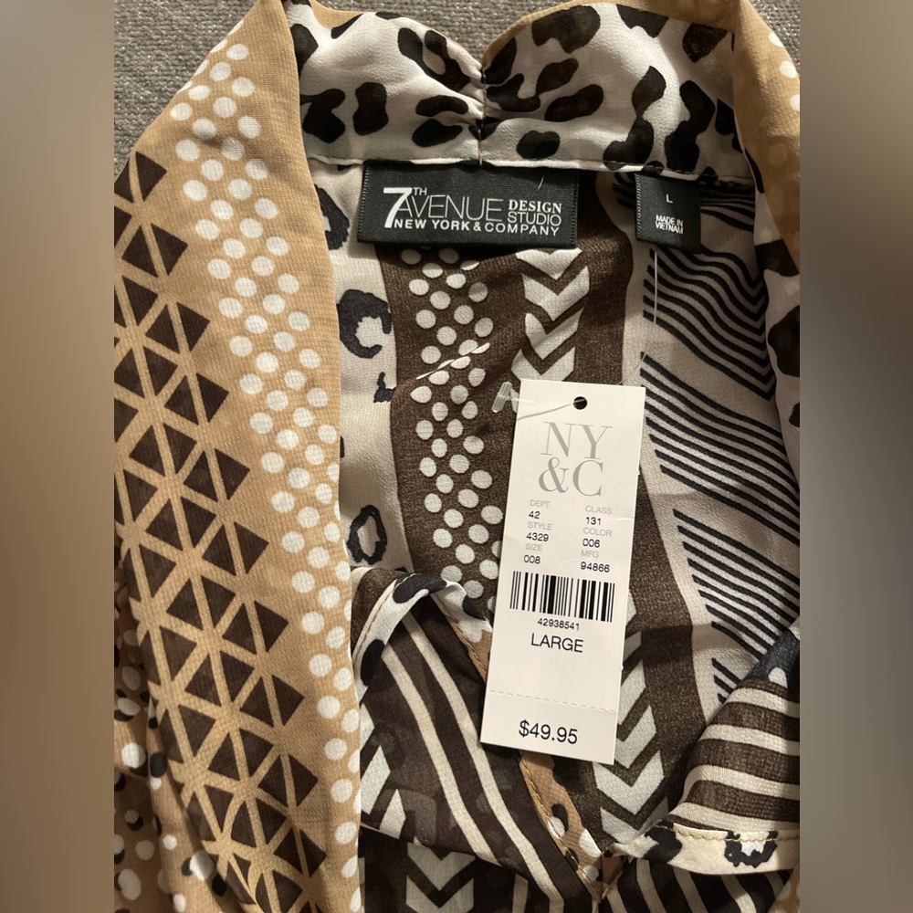NY & Company brand new 3/4 sleeve design tie blouse